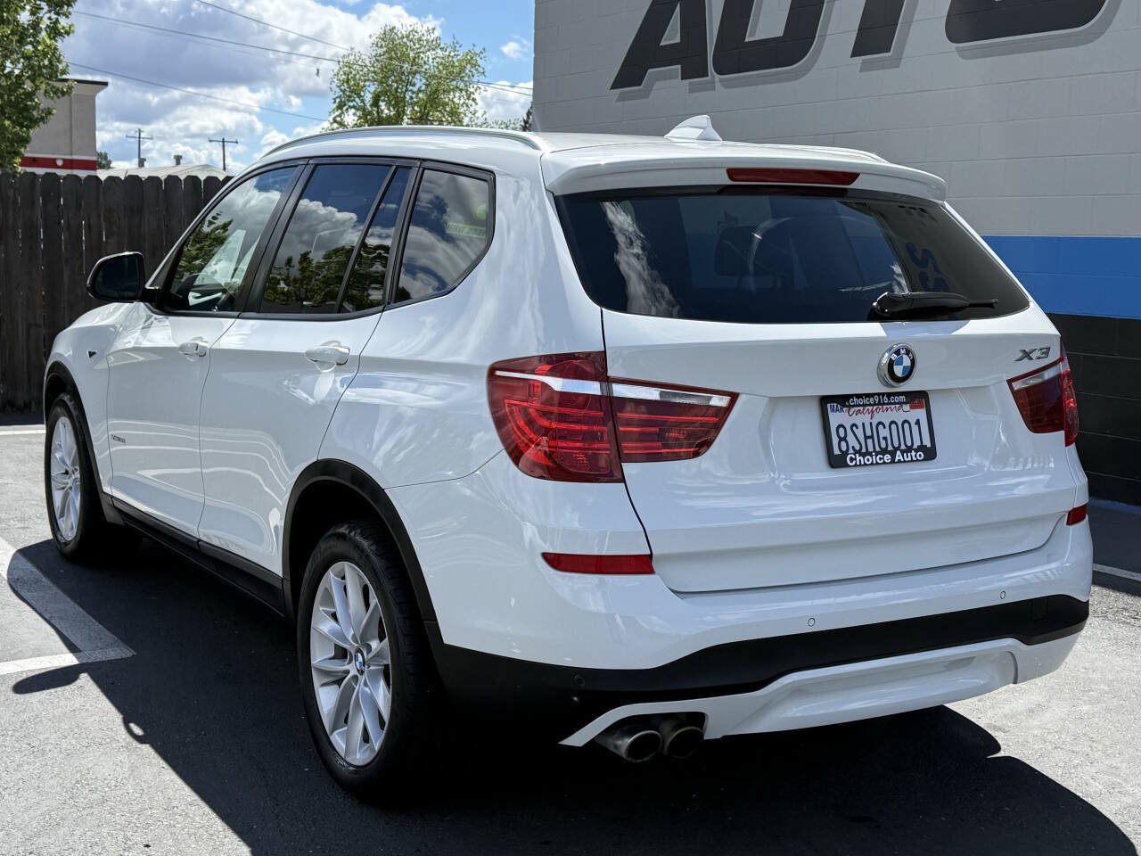 Used 2015 BMW X3 xDrive28i AWD/4WD image 4