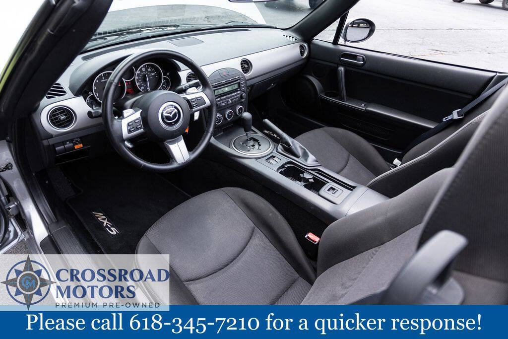 Used 2012 MAZDA MX-5 Miata Sport RWD image 25