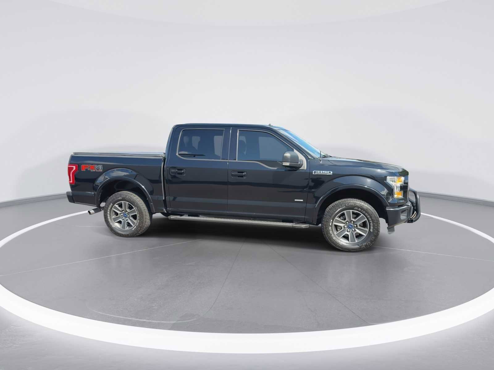 Used 2016 Ford F150 XLT w/ Equipment Group 302A Luxury AWD/4WD image 9