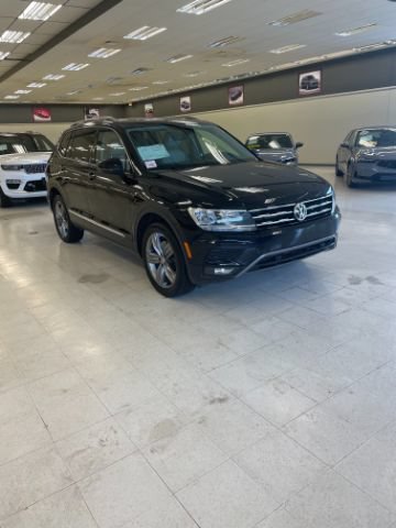 Used 2020 Volkswagen Tiguan SEL FWD image 1