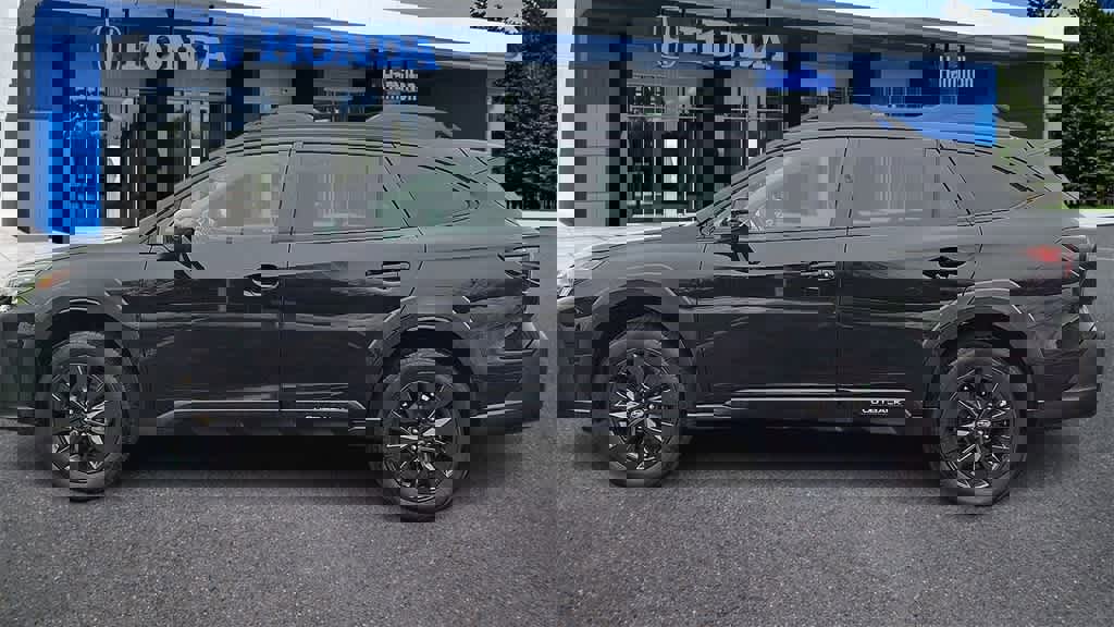 Used 2023 Subaru Outback Onyx Edition image 5