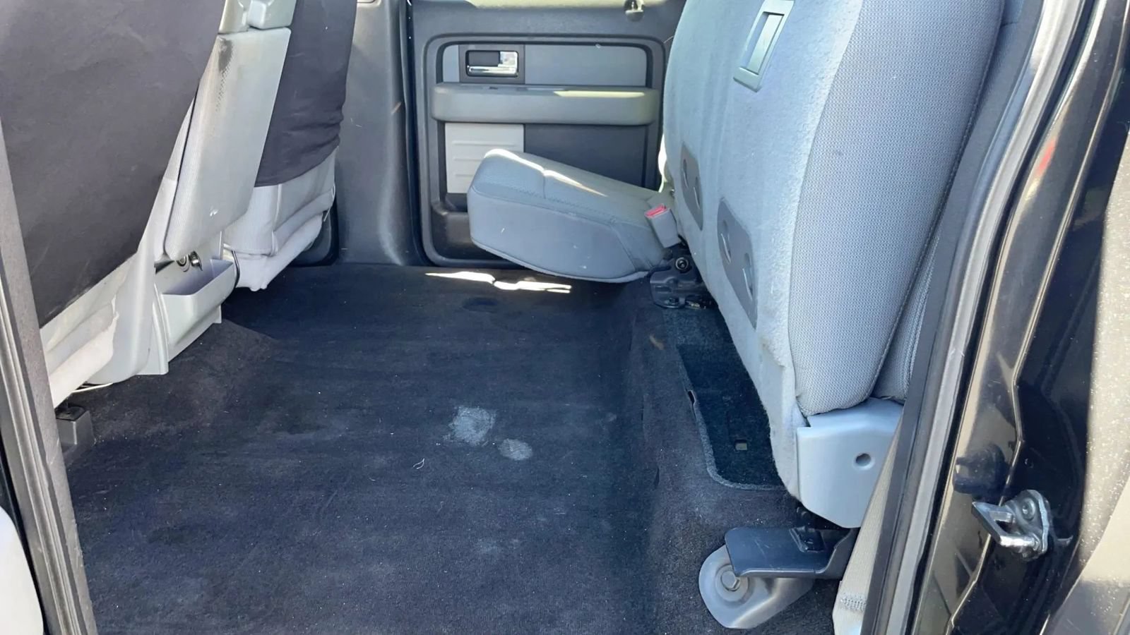 Used 2013 Ford F150 XLT w/ XLT Chrome Pkg RWD image 32