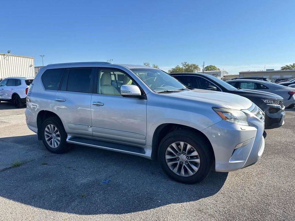 Used 2014 Lexus GX 460 w/ Premium Package image 12