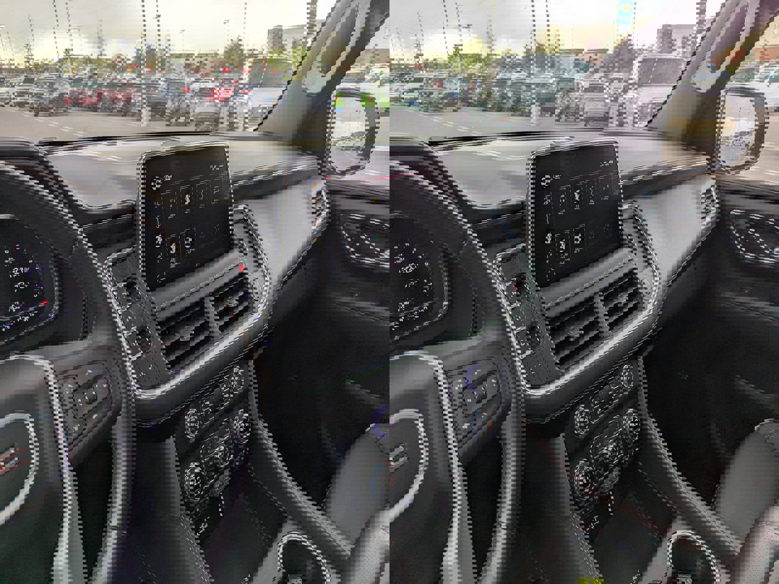 Used 2022 GMC Yukon SLT w/ SLT Luxury Plus Package image 21