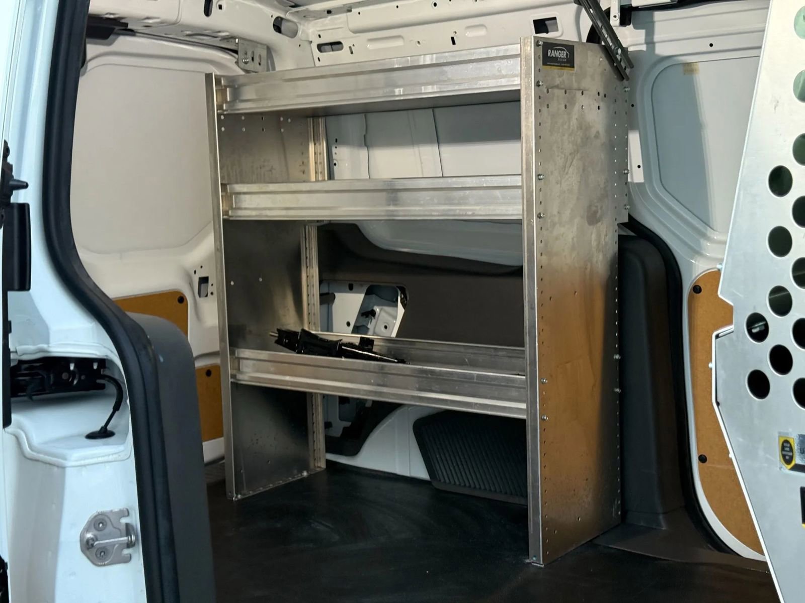 Used 2019 Ford Transit Connect XL w/ Driver-Assist Package image 17