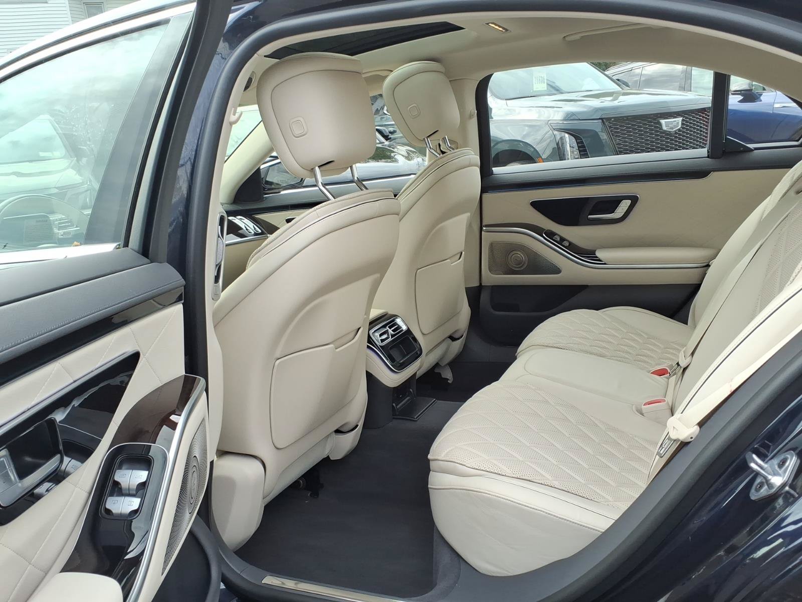 Used 2022 Mercedes-Benz S 580 4MATIC Sedan image 14