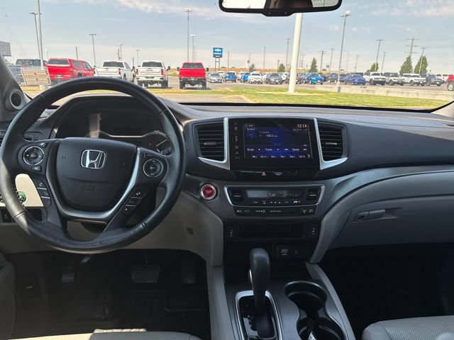 Used 2017 Honda Ridgeline RTL-T image 12