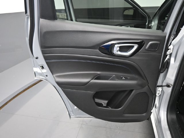 New 2025 Jeep Compass Limited w/ Driver Assist Group I AWD/4WD image 14