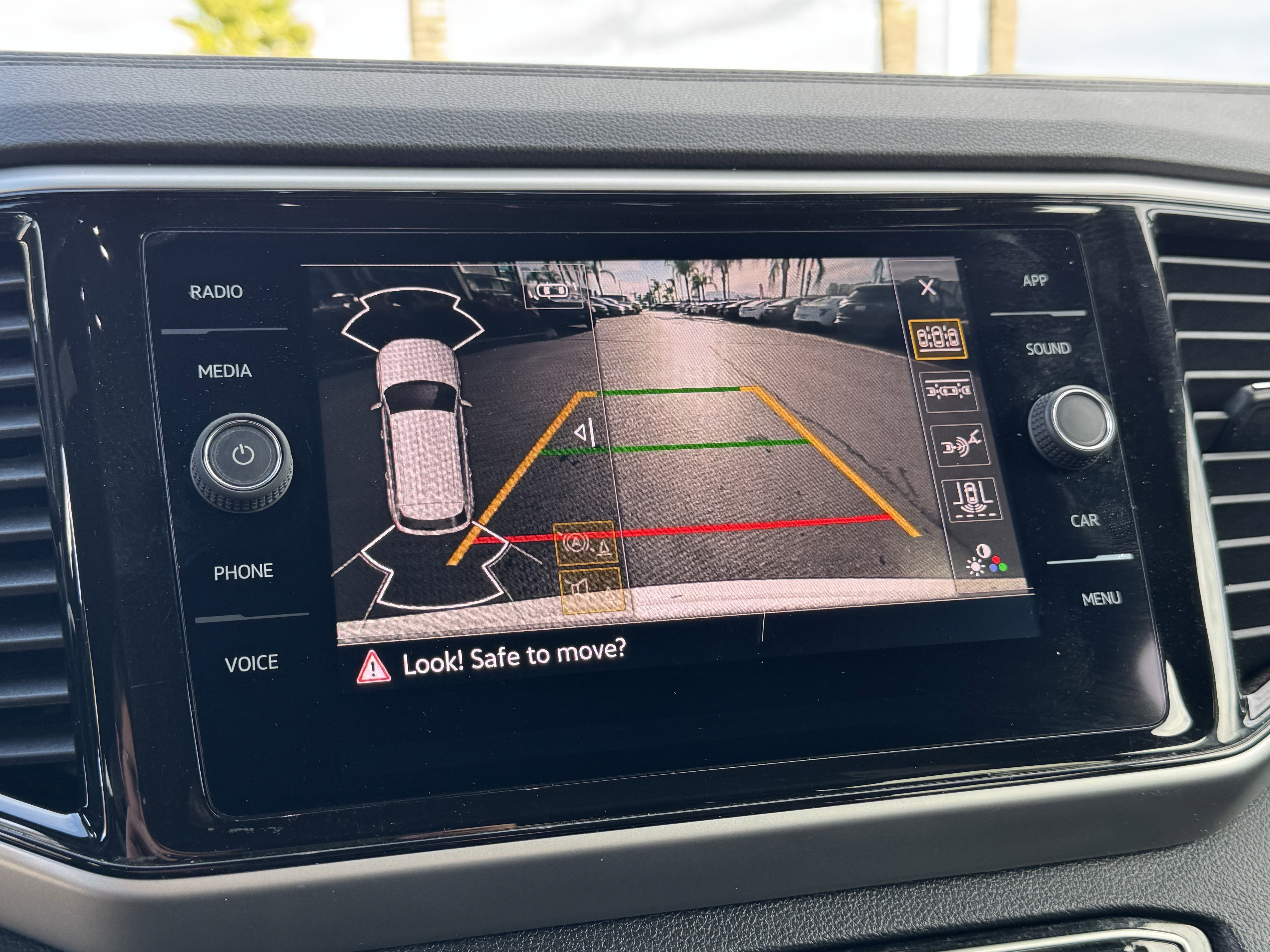 Certified 2023 Volkswagen Atlas Cross Sport SE w/ Black Wheel Package image 27