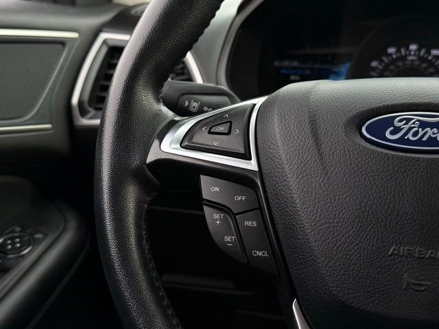 Certified 2024 Ford Edge SEL image 9