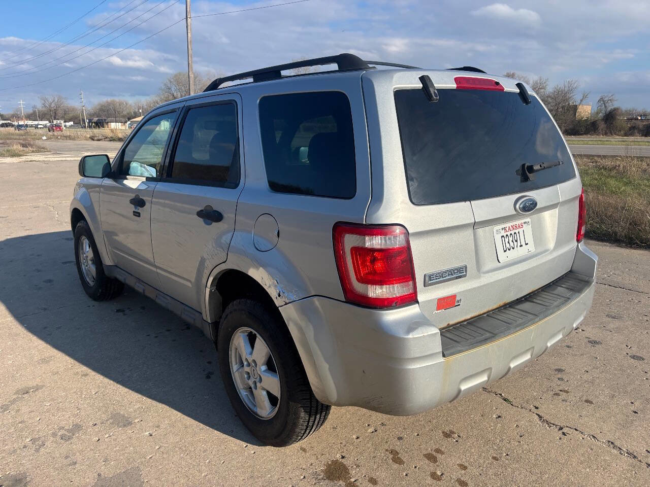Used 2009 Ford Escape XLT image 9