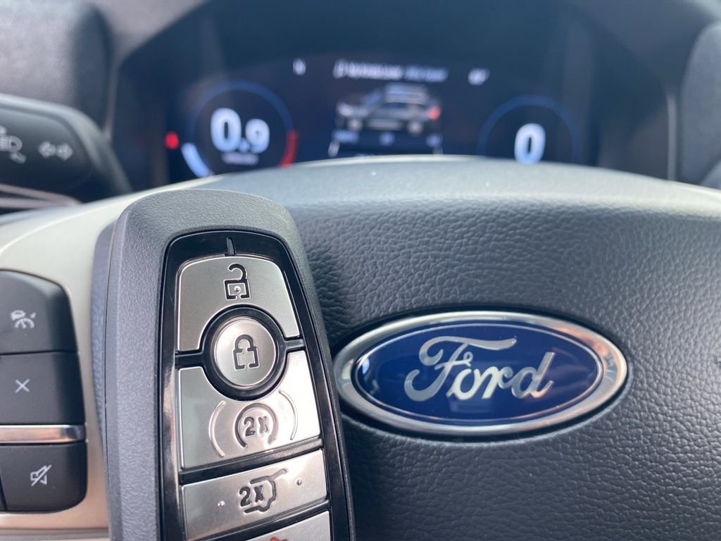 New 2025 Ford Explorer Active image 46