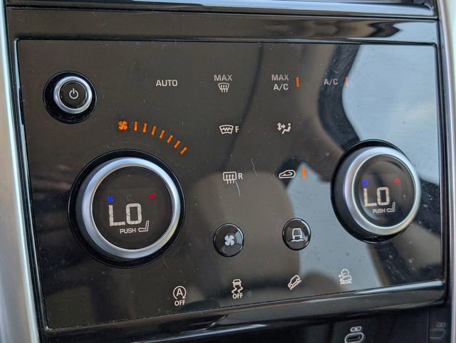 Used 2023 Land Rover Discovery Sport S image 16