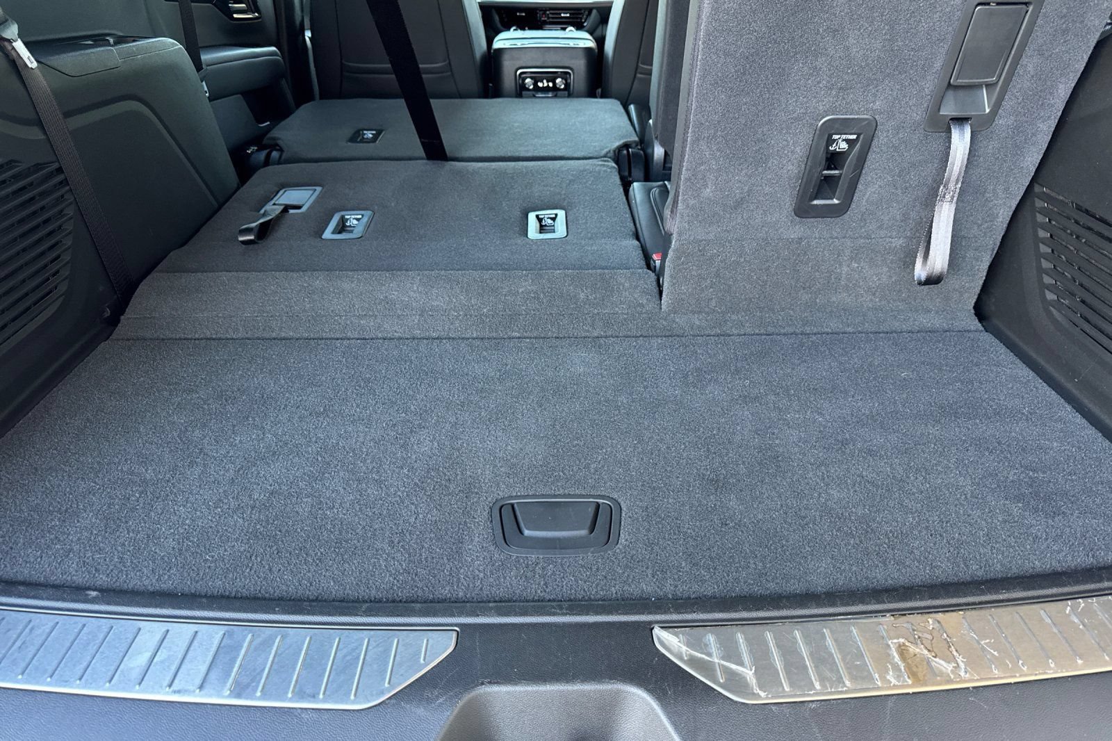 Certified 2026 Chevrolet Tahoe RST RWD image 17