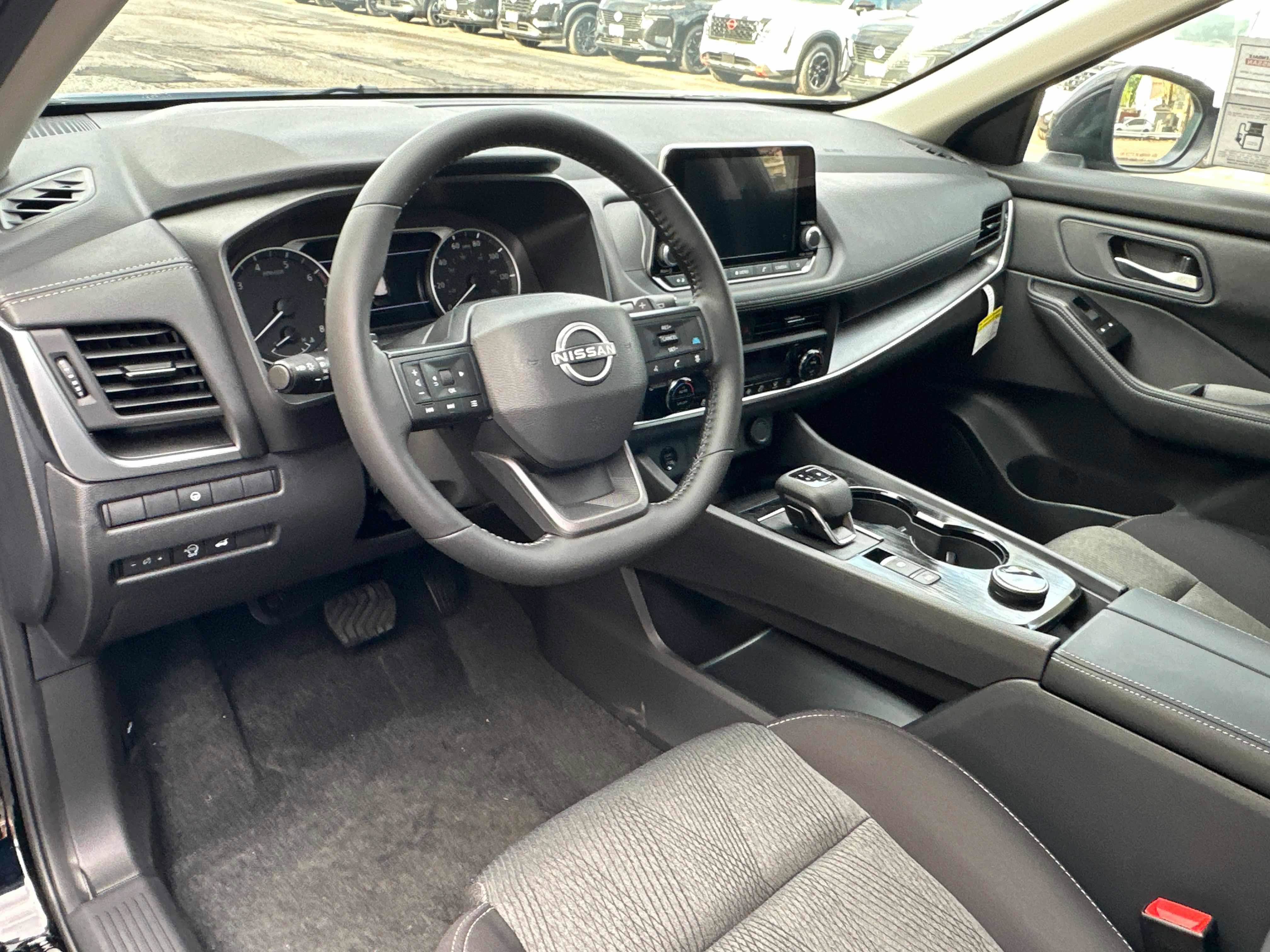 New 2026 Nissan Rogue SV AWD/4WD image 28