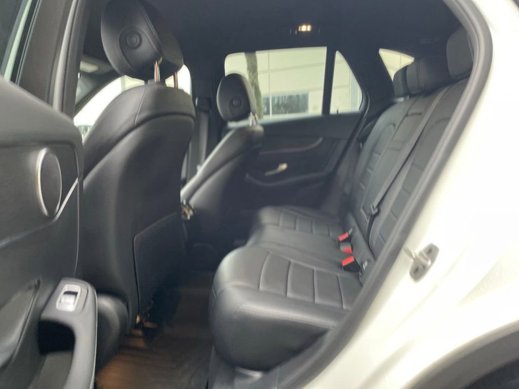 Used 2022 Mercedes-Benz GLC 300 4MATIC image 21