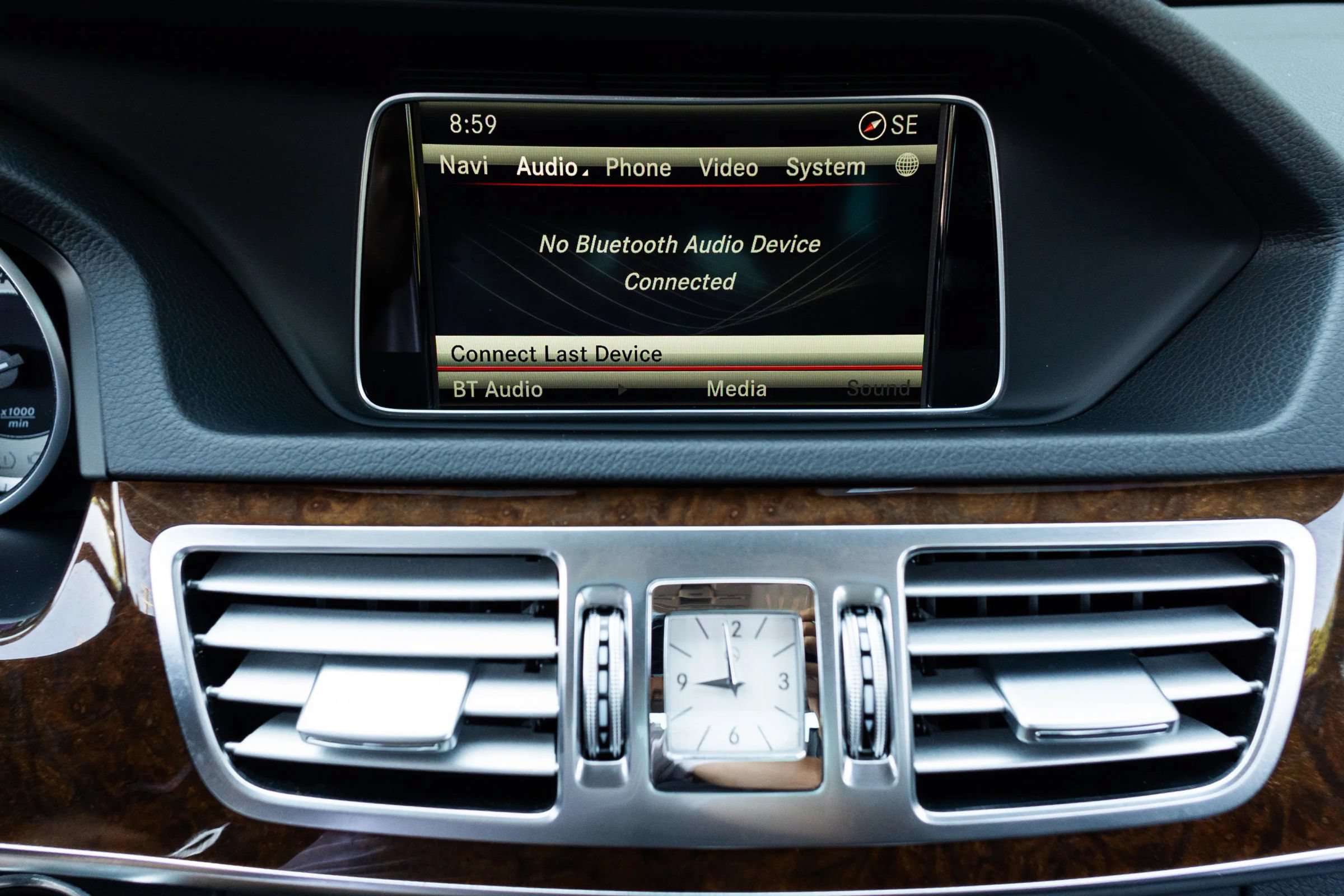 Used 2014 Mercedes-Benz E 350 4MATIC Sedan image 20
