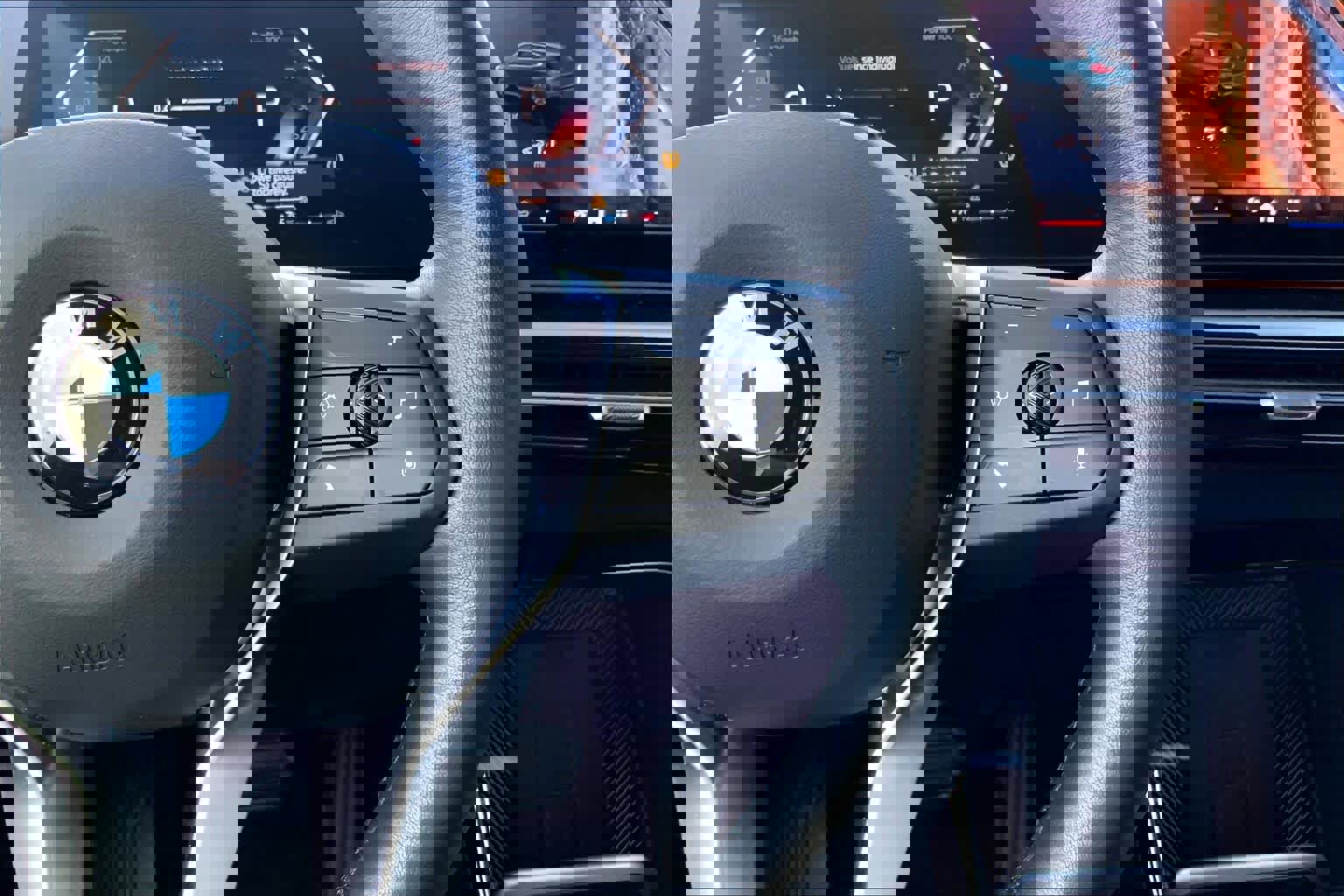 Certified 2025 BMW X1 xDrive28i image 17