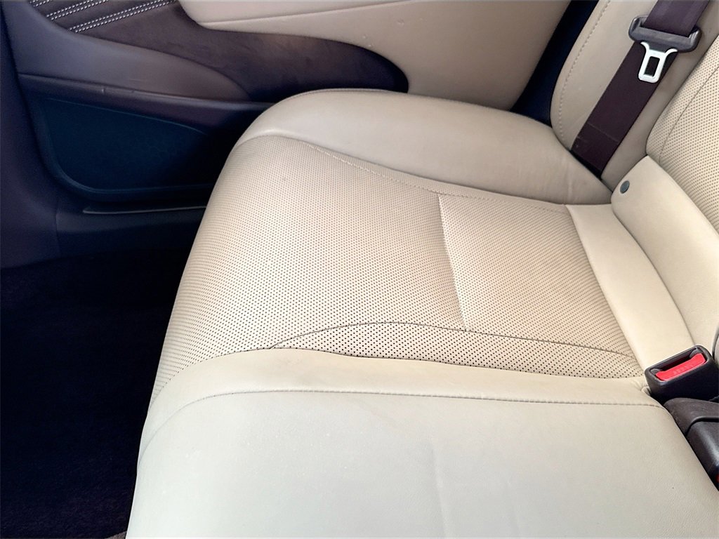 Used 2019 Lexus LS 500 image 29