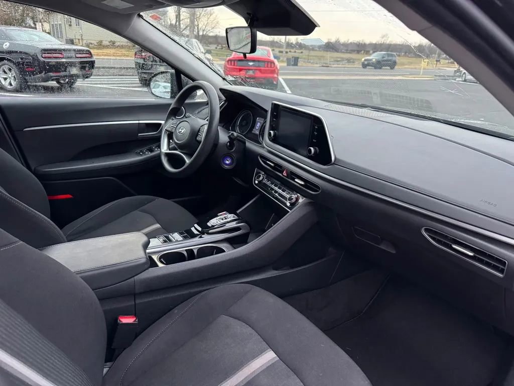 Used 2023 Hyundai Sonata SE image 8