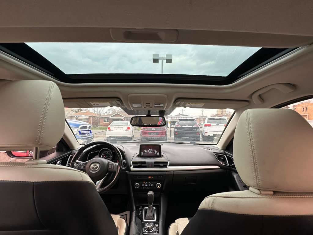 Used 2016 MAZDA MAZDA3 s Grand Touring image 23