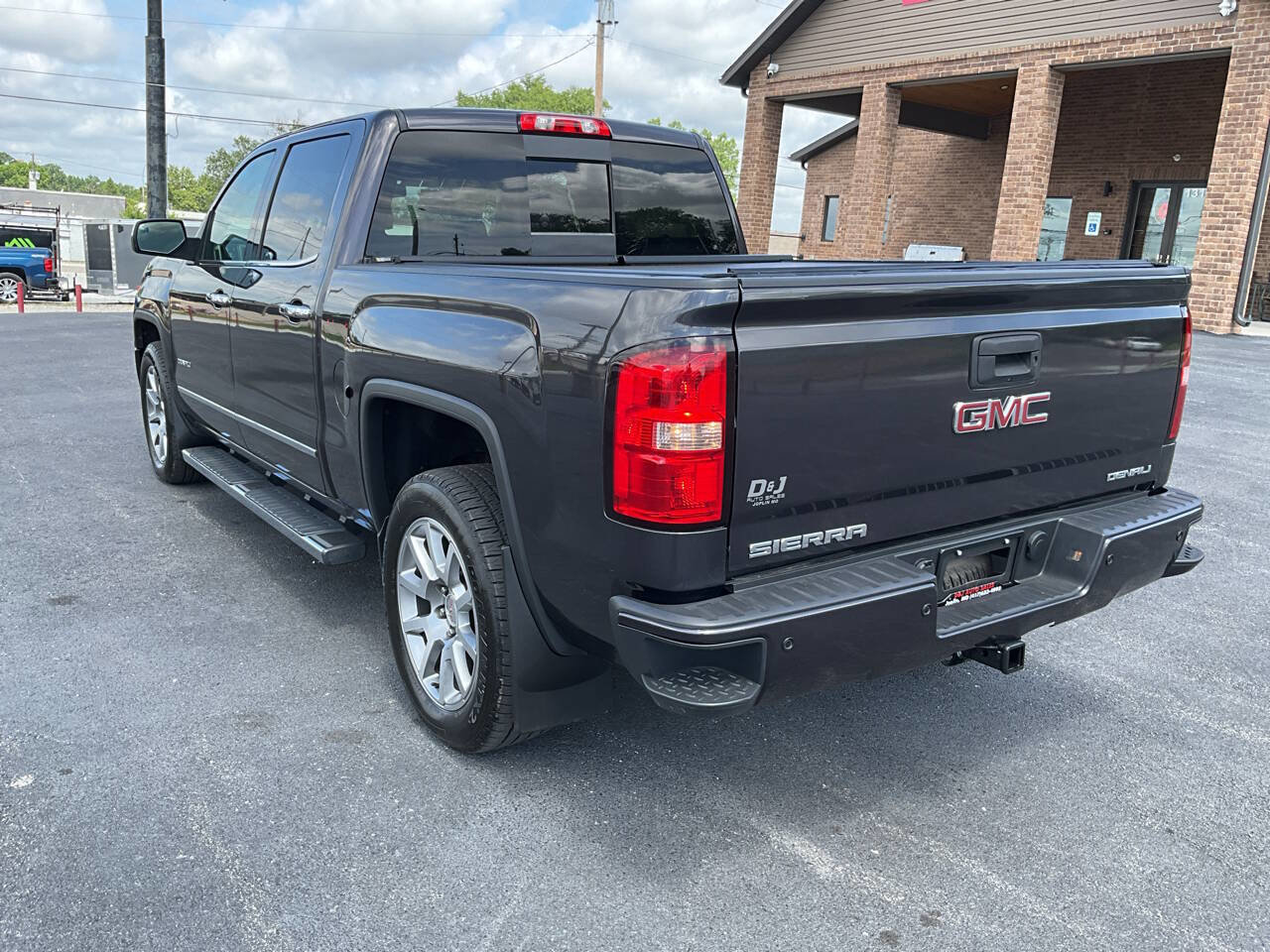 Used 2015 GMC Sierra 1500 Denali AWD/4WD image 3