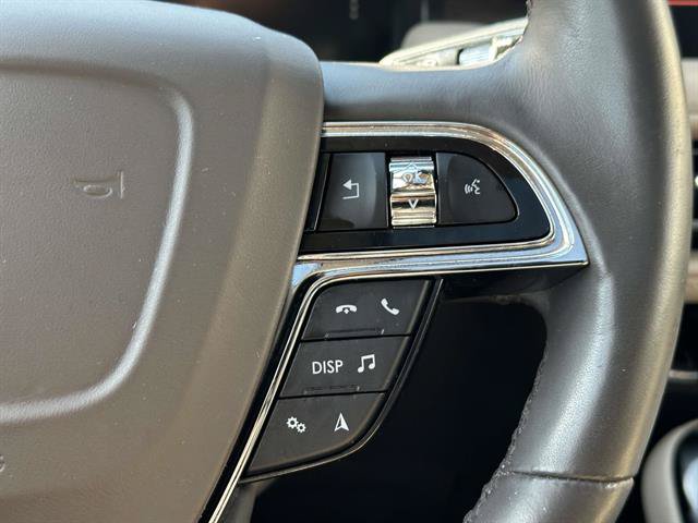 Used 2022 Lincoln Nautilus Reserve AWD/4WD image 38