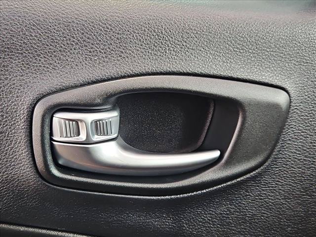 Used 2019 Jeep Compass Trailhawk AWD/4WD image 25