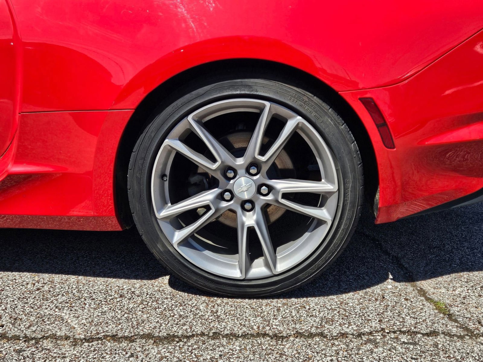 Used 2021 Chevrolet Camaro LT w/ RS Package RWD image 30
