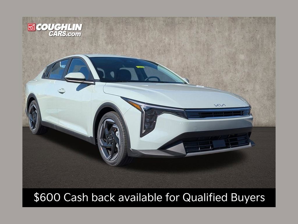 New 2026 Kia K4 EX
