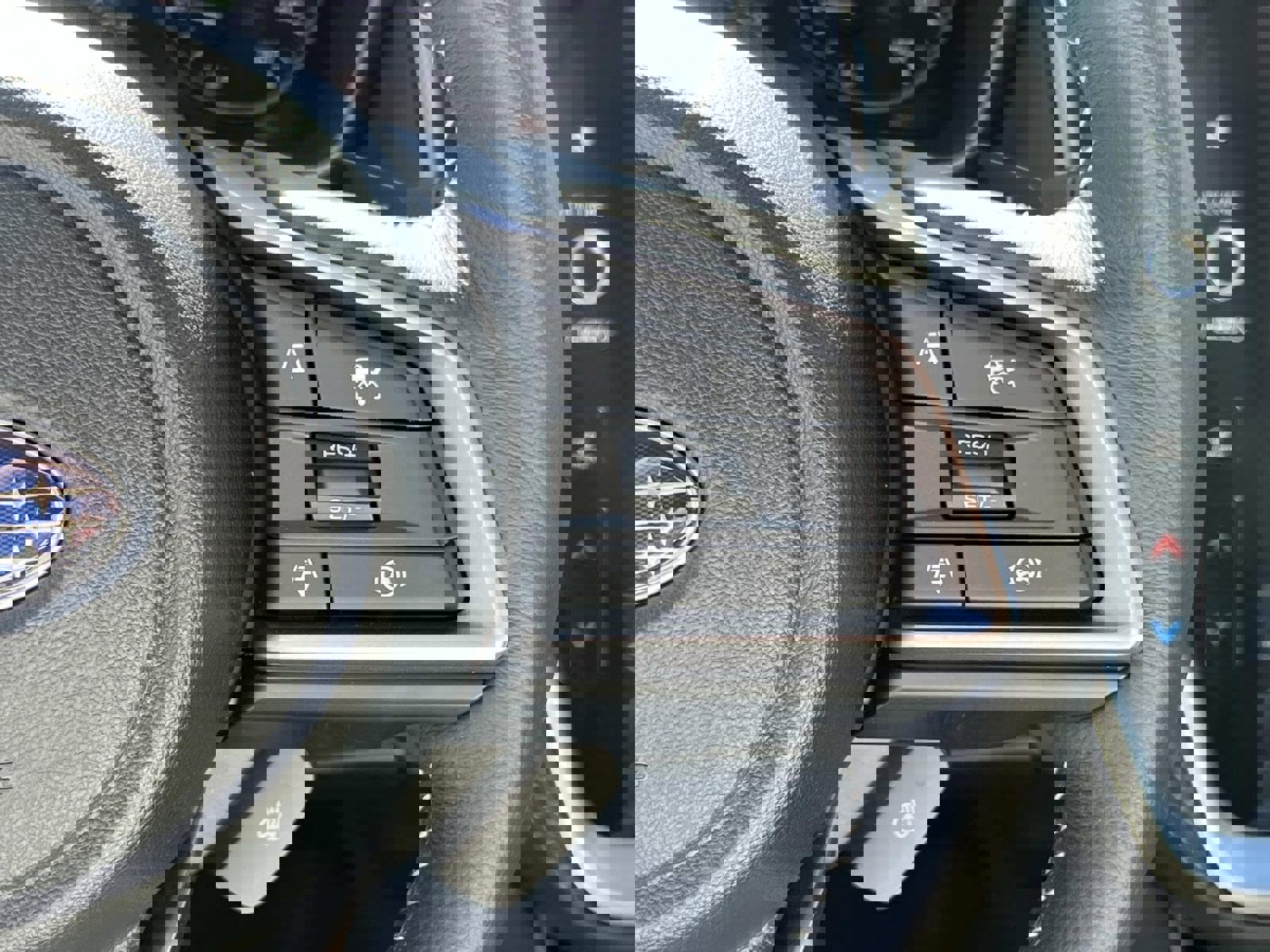 Certified 2025 Subaru Legacy Limited w/ Popular Package #3 image 26