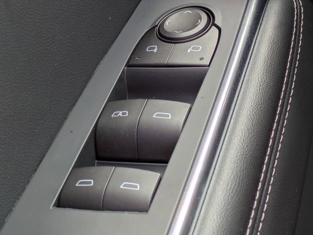 Certified 2025 GMC Acadia Elevation w/ Elevation Premium Package image 25