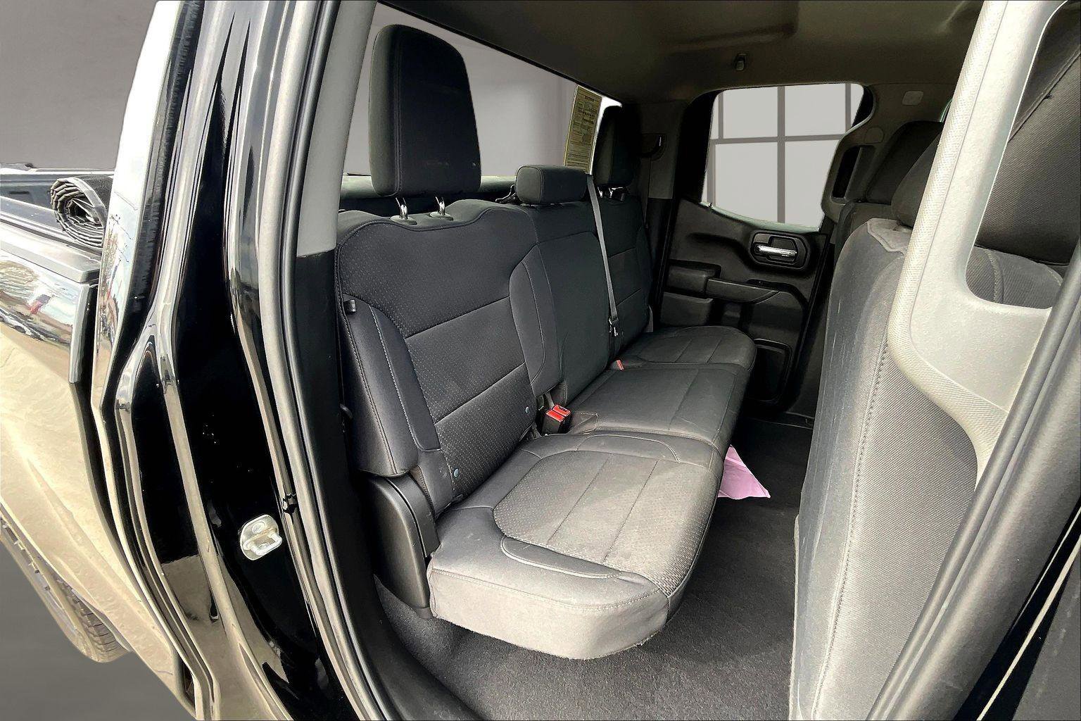 Used 2019 Chevrolet Silverado 1500 Custom w/ Trailering Package image 28