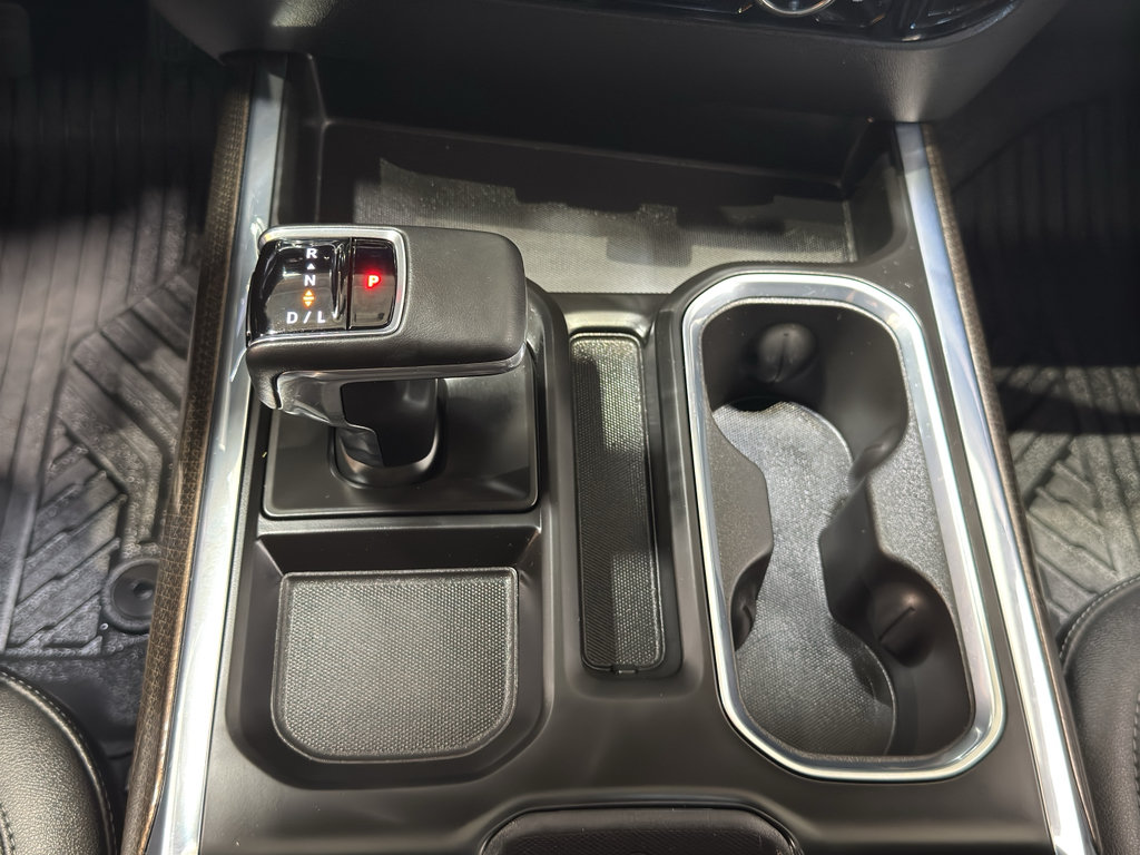 Used 2024 Chevrolet Silverado 1500 RST AWD/4WD image 34