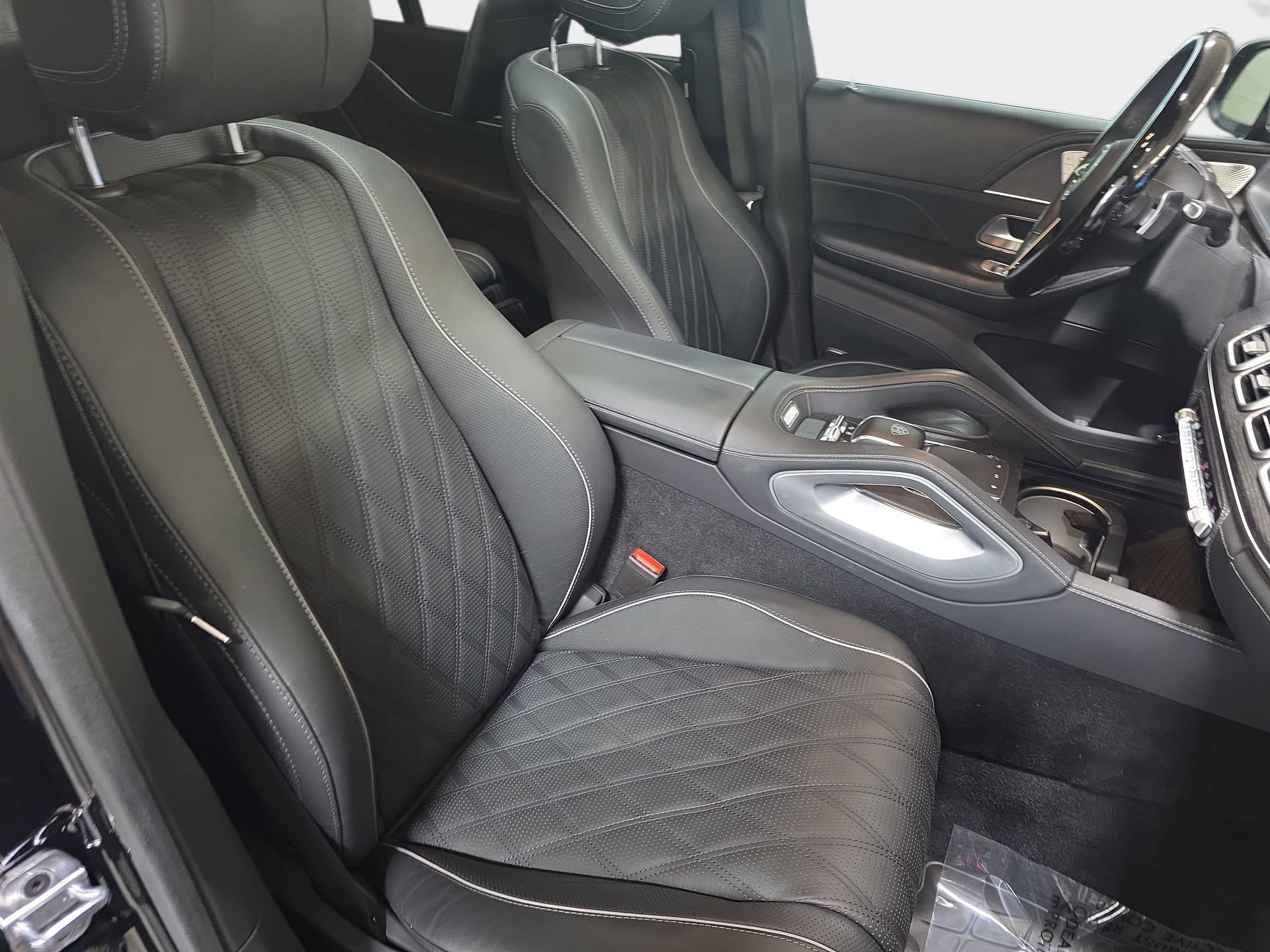 Used 2024 Mercedes-Benz Maybach GLS 600 4MATIC image 10