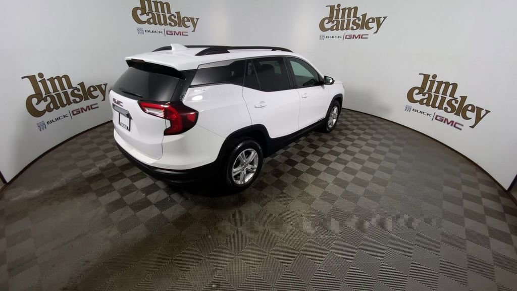 Certified 2023 GMC Terrain SLE w/ Driver Convenience Package image 8