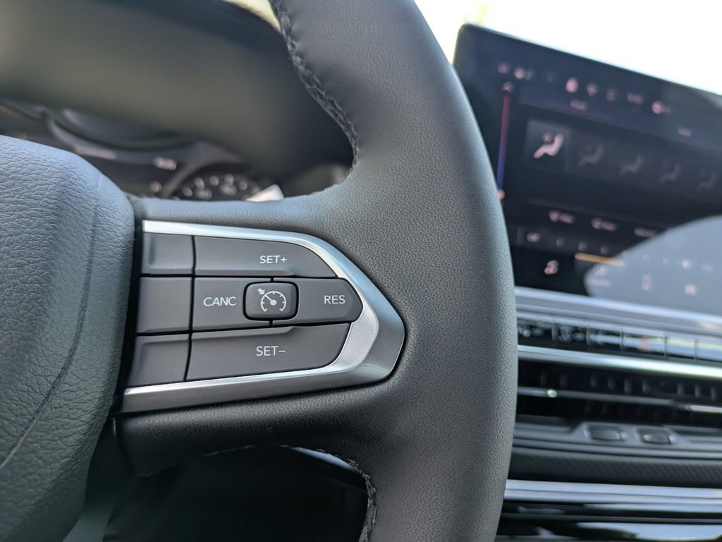 New 2026 Jeep Compass Latitude AWD/4WD image 28