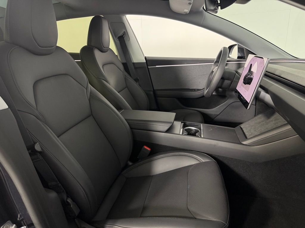 Used 2025 Tesla Model 3 Long Range image 33