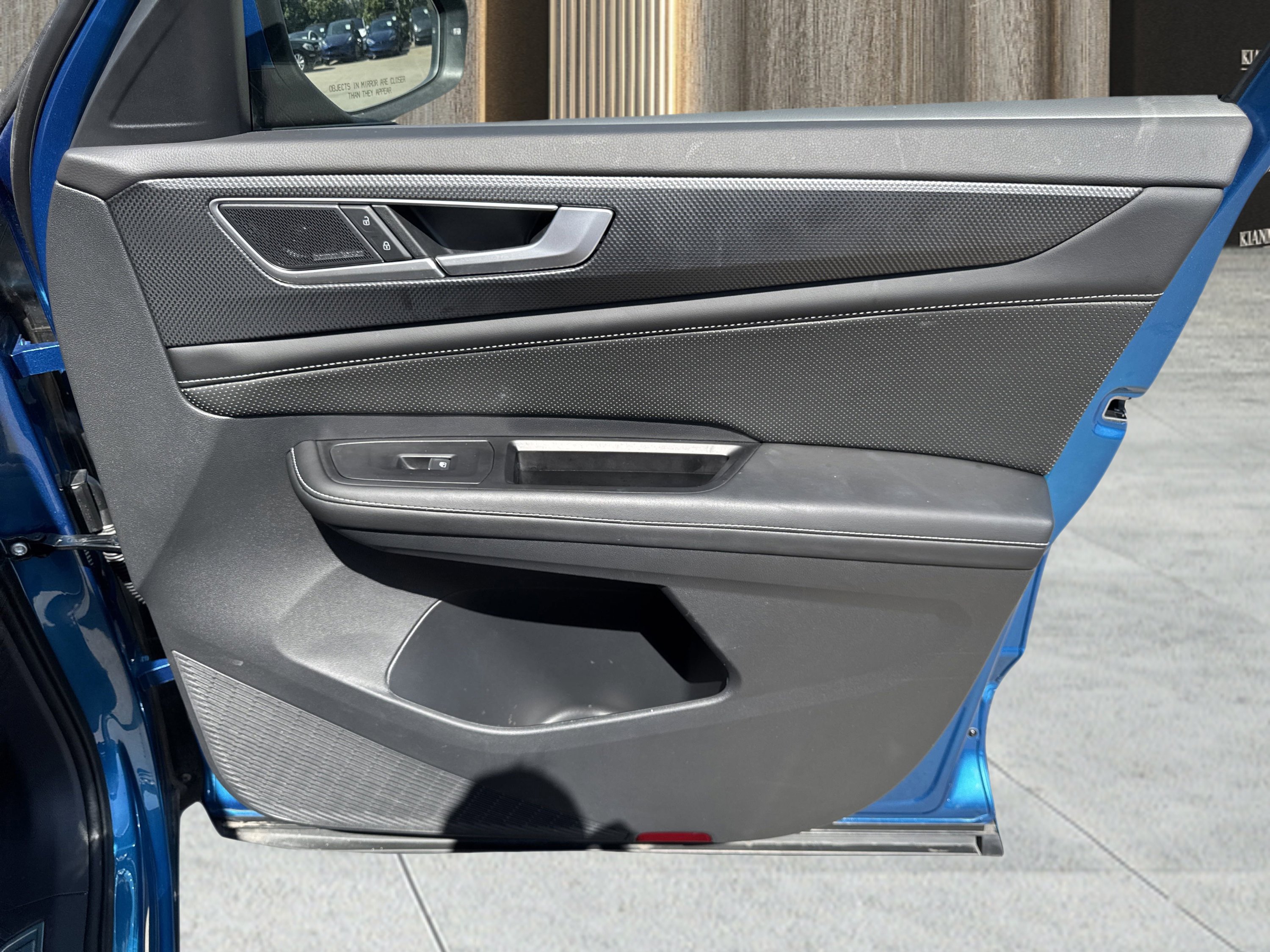 Used 2024 Volkswagen Atlas Cross Sport SEL Premium R-Line image 51