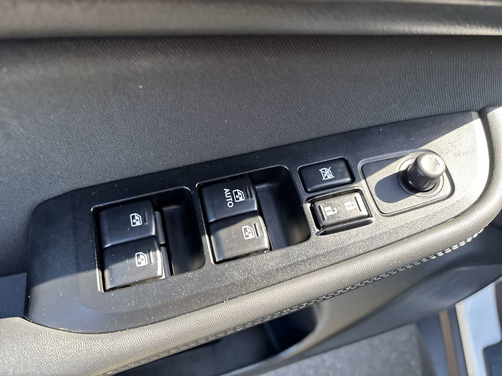Used 2019 Subaru Outback 2.5i AWD/4WD image 9