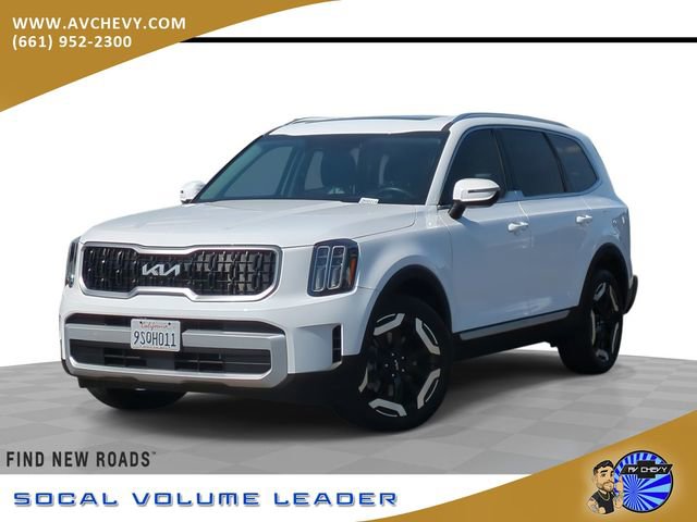 Used 2025 Kia Telluride EX w/ EX Captain's Chair Package