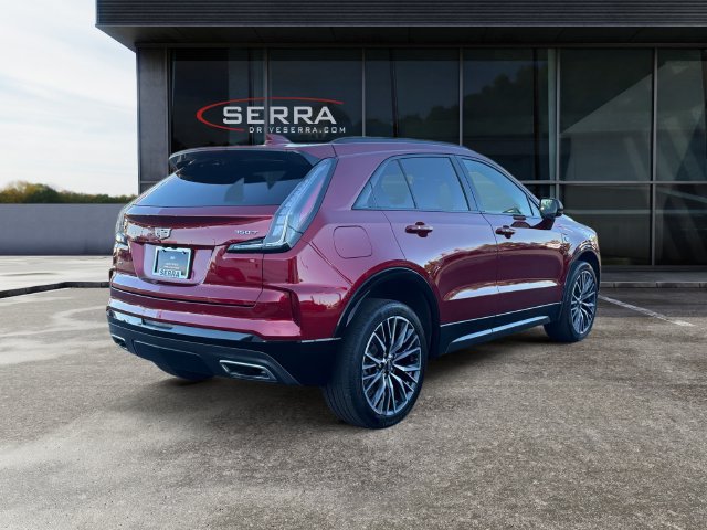 Used 2024 Cadillac XT4 Sport AWD/4WD image 5