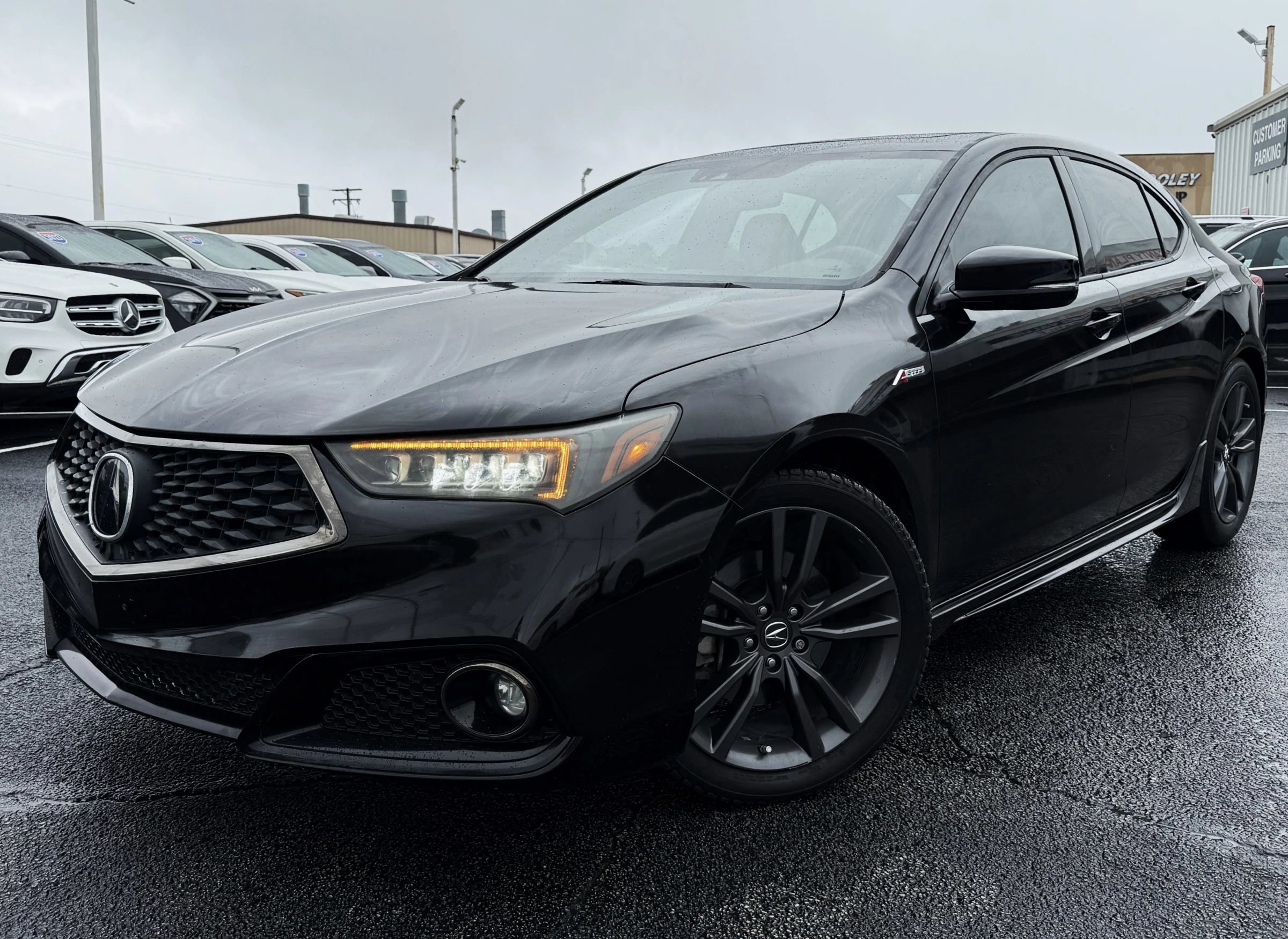 Used 2018 Acura TLX w/ Technology & A-SPEC Package FWD image 3