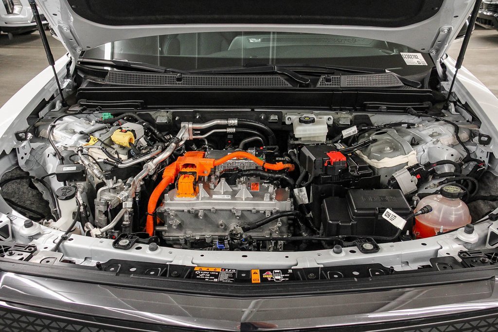 Used 2025 Cadillac Lyriq Sport image 27