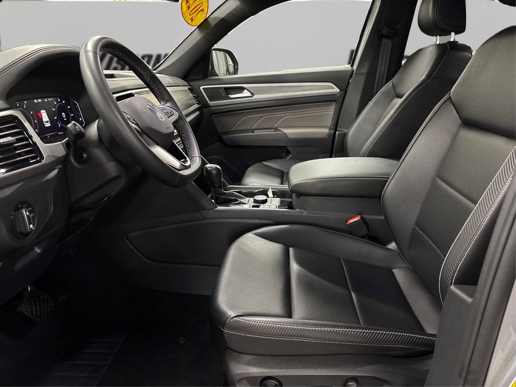 Used 2022 Volkswagen Atlas Cross Sport SE image 9