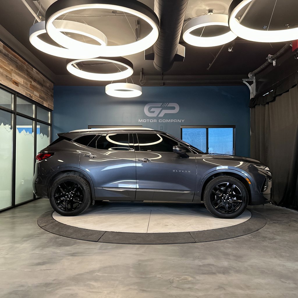 Used 2022 Chevrolet Blazer Premier image 2