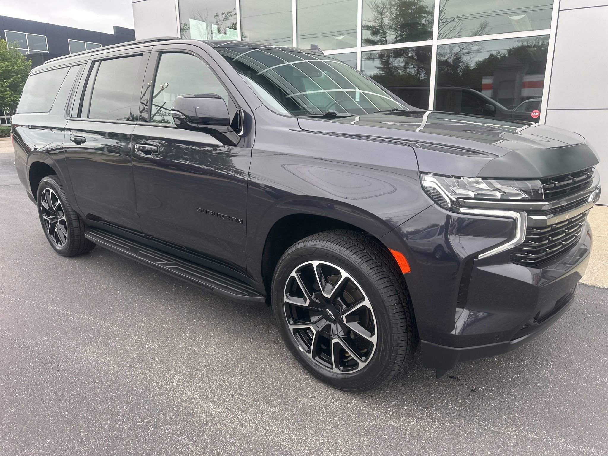 Used 2022 Chevrolet Suburban RST w/ Luxury Package