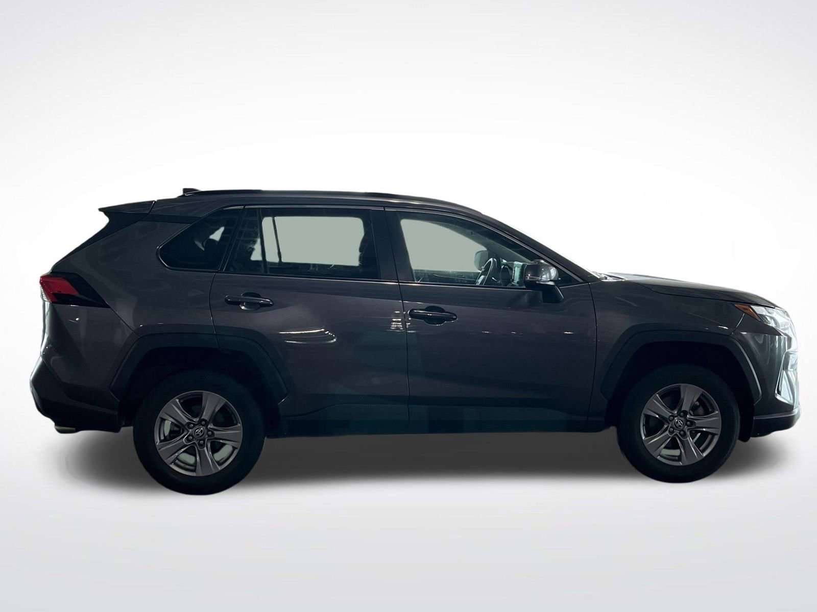 Used 2022 Toyota RAV4 XLE w/ Convenience Package AWD/4WD image 10