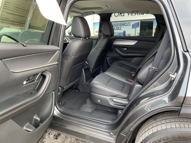 Used 2025 MAZDA CX-90 3.3 Turbo w/ Preferred Package image 27