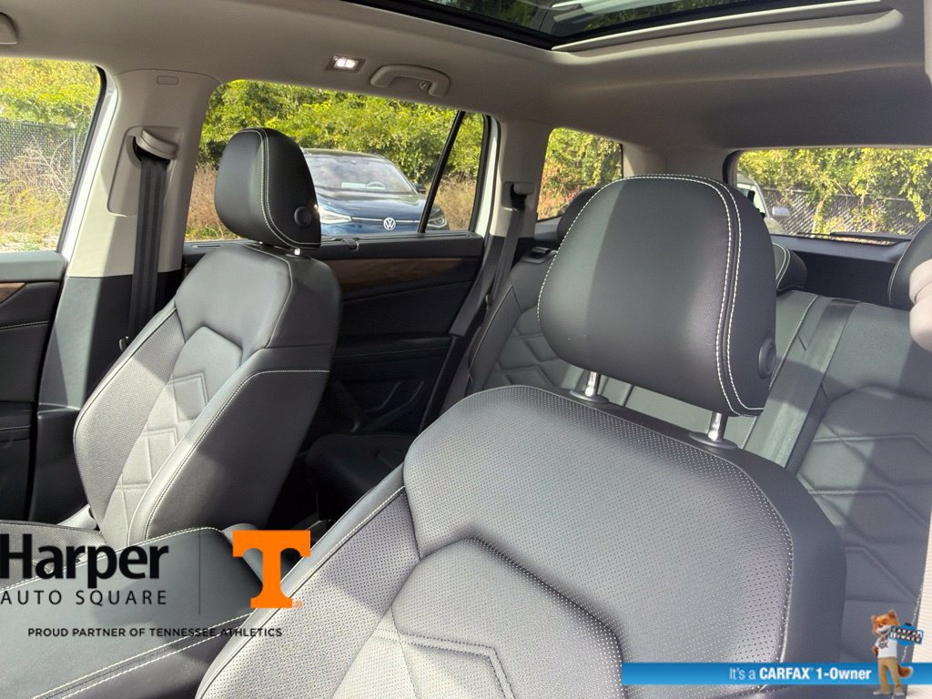 Used 2024 Volkswagen Atlas SE w/ Panoramic Sunroof Package AWD/4WD image 12
